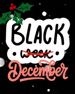 🖤 Black December bei hey.lumico 🖤
Wir sind ehrlich: Die klassische Black Week mögen wir als kleines Handmade-Label nicht besonders. 🙅‍♀️
Warum? Weil in dieser Zeit die großen Player mit Dumpingpreisen um sich werfen – Preise, bei denen echtes Handwerk, faire Materialien und wertschätzende Arbeit unsichtbar werden. Kleine Labels können da kaum mithalten, ohne sich selbst klein zu machen.
✌🏻 ABER: Für uns ist der Dezember in diesem Jahr eine Ausnahme:
Da hey.lumico am 31.12.2025 aufhört, möchten wir unsere Werkstatt liebevoll leerräumen und euch die Möglichkeit geben, noch einmal einzigartige, nachhaltige Stücke mitzunehmen. 🎁💗
Darum gibt es jetzt Rabatte bis zu –50 % – nicht, weil wir mit Massenware konkurrieren wollen, sondern weil wir loslassen, Platz schaffen und euch etwas zurückgeben möchten. 🫶🏻
🖤 Black December statt Black Week – bewusst, fair und ganz im @heylumico Spirit.
👉 Welche hey.lumico-Stücke liebt ihr besonders? 
Schreibt’s in die Kommentare! 💬
#heylumico #blackdecember #handmadewithlove #fairhandmade #kleineslabel #sale #nachhaltigschenken #weihnachtsgeschenke #supportsmallbusiness #allesmussraus #unserletztesjahr #abschied2025 #unikate #rabattaktion