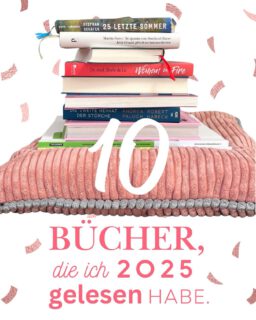 2025 fühlt sich für mich ein bisschen wie ein kleines Lese-Comeback an 📚✨
Ich habe dieses Jahr so viel gelesen wie seit Jahren nicht mehr – und ehrlich gesagt bin ich richtig stolz darauf.
Statt Scrollen gab’s Seiten. Statt Screenlight echtes Papier zwischen den Fingern. Ich lese ausschließlich Bücher in Papierform – nichts Paperlike, kein Tablet, kein Kompromiss. Dieses Rascheln, dieses Gewicht, dieser Geruch … einfach unersetzlich 🤍
Und ganz nebenbei: weniger Screentime, mehr Offlinezeit nur für mich. Mehr Ruhe. Mehr Gedanken. Mehr Ich.
1️⃣ Martin Suter • Wut und Liebe
2️⃣ Martin Suter • Melody
3️⃣ Caroline Wahl • 22 Bahnen
4️⃣ Caroline Wahl • Windstärke 17
5️⃣ Martin Suter • Einer von euch 
6️⃣ Martin Suter & Benjamin von Stuckrad-Barre • 
Kein Grund hier gleich so rumzuschreien!
7️⃣ Stephan Schäfer • 25 letzte Sommer
8️⃣ Andrea Paluch & Robert Habeck • 
Die zweite Heimat der Störche
9️⃣ Sheila de Liz • Woman on Fire
🔟 IU Skripte, Skripte, Skripte
Auf meinem Nachttisch stapeln sich schon die nächsten Titel – bereit für neue Geschichten, neue Abende, neue kleine Auszeiten. Ich hätte nicht gedacht, wie gut es sich anfühlt, das Lesen wieder für mich zu entdecken 🌙📖
Was liegt denn gerade auf deinem Nachttisch – und welches Buch sollte ich unbedingt als Nächstes lesen? 💬✨
#Leseliebe #Bücherstapel #OfflineZeit #PapierStattTablet #heylumico