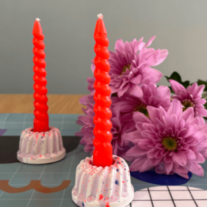 Pustekuchen Kerzenhalter handmade von hey.lumico Design Freudenfeuer