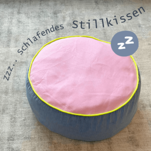 Bodenkissen Bezug für Stillkissen Blau Rosa Neongelb von hey.lumico.