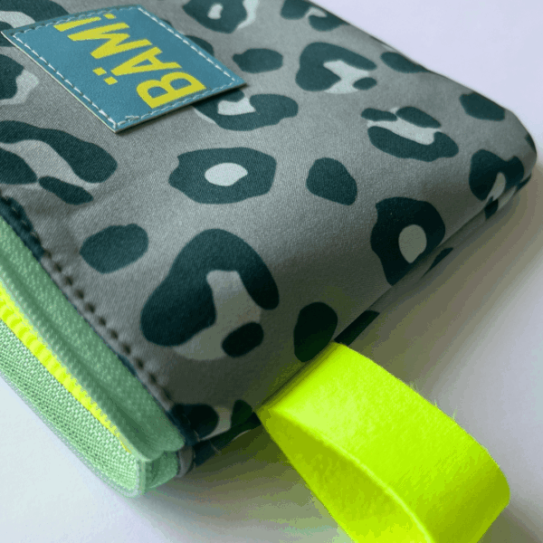 Kleine Wet Bag Leo Neongelb heylumico